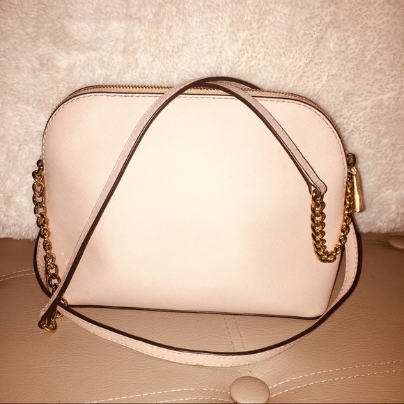 Michael Kors Cindy SOLD - Picture 2 of 8